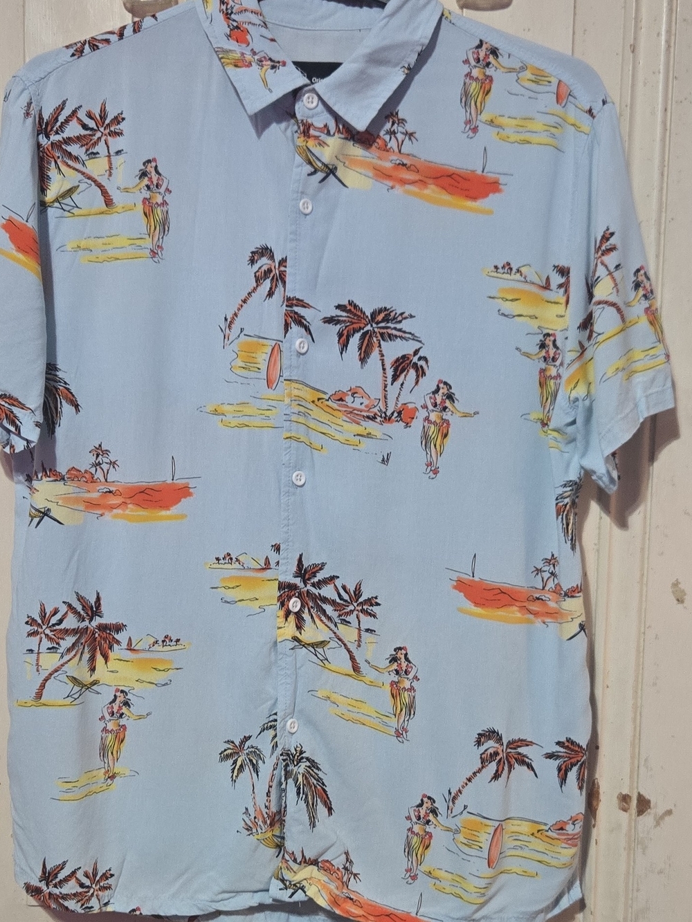 Original Use Light Blue Hawaiian Print Short Sleeve Button-Up Shirt